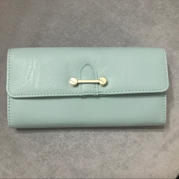 Handbags - Brand New Tiffany Blue Wallet - Cute details! 🆕💙